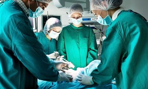 Operation bei Krampfadern in den Beinen